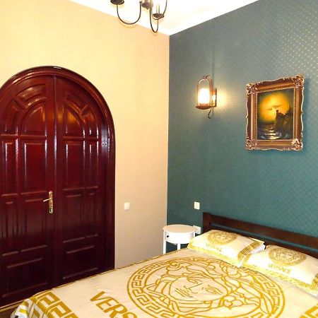 Kiev Central Boutique Hotel Kyiv Exterior photo