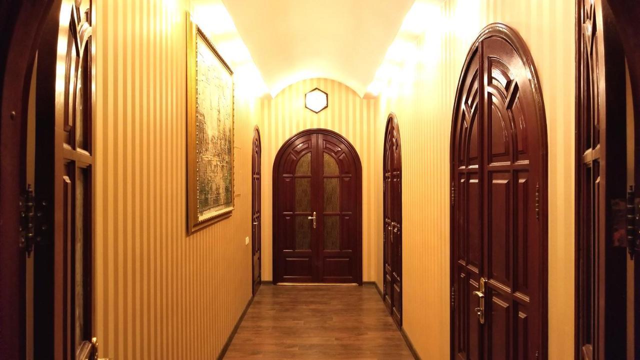 Kiev Central Boutique Hotel Kyiv Exterior photo