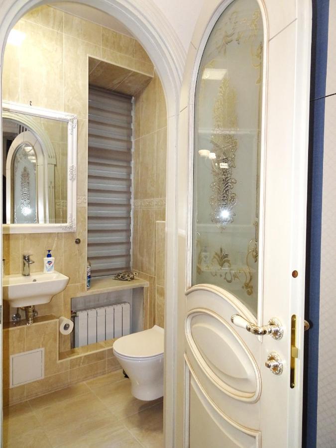 Kiev Central Boutique Hotel Kyiv Exterior photo